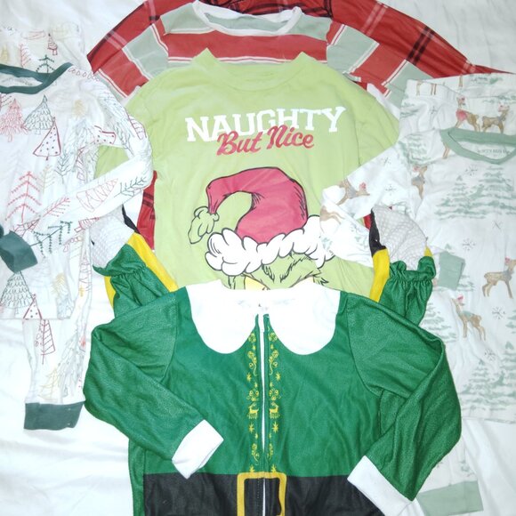 BIG LOT OF CLOTHES CHRISTMAS PAJAMAS SETS FOOTIES BURTS BEES GRINCH~BOYS SIZE 5T - Picture 3 of 4